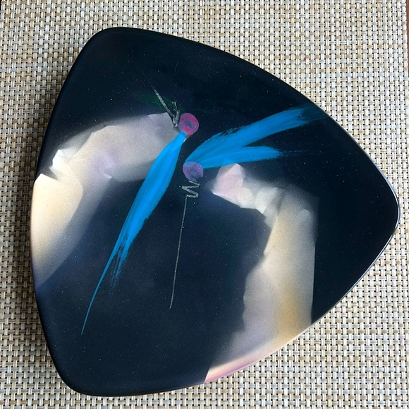 Guitar pick shaped dish. Cool item! - Picture 1 of 3